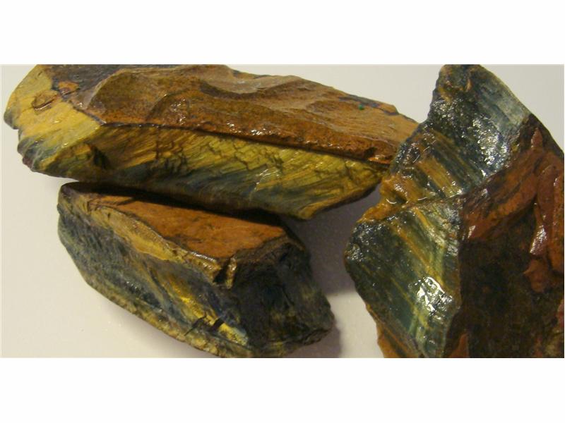 Falkøye med tigerøye. Farge blå til brun. Størrelse på bitene er 1000 og 2300 gram. Pris er oppgitt pr. 100 gram. - Bilde 3