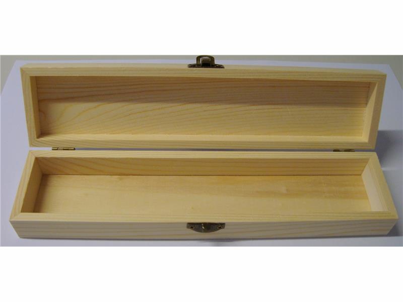 Gaveeske i ubehandlet tre.