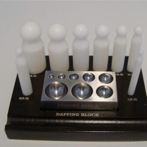 Art. 110590 Knopstempelsett med anke, og nylon knopstempel. 8 knopstempel i str. 6, 9, 12, 15, 18, 20, 24 og 28mm