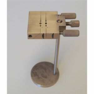 Art. 185005 Charnerkutterjern. For presis saging av plater tråd eller rør. 45 og 60 graders vinkel.