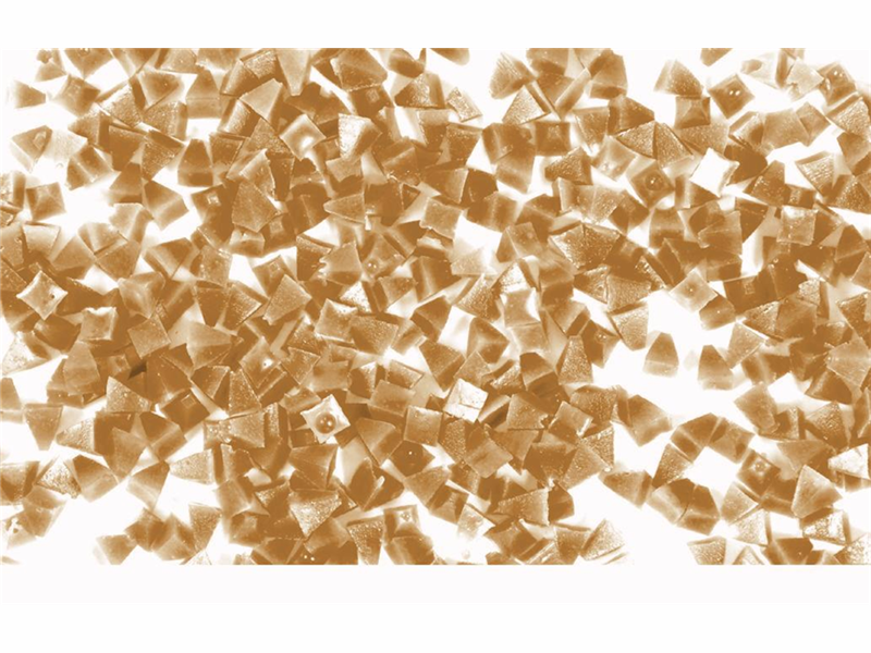 Slipe og polermiddel