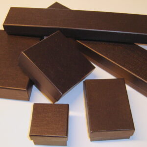 Gaveesker/knivesker i sort papp.